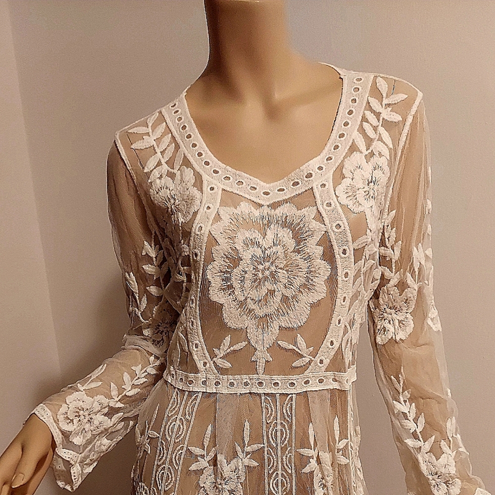 Vtg Layering all lace on Tulle dress